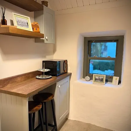 Murphys Thatched Holiday home