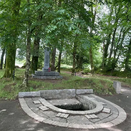 Murphys Thatched בית נופש מיטשלסטאון