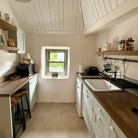 בית נופש Murphys Thatched