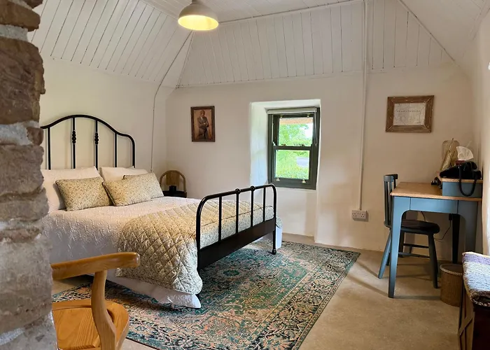 Murphys Thatched Tatil Evi *